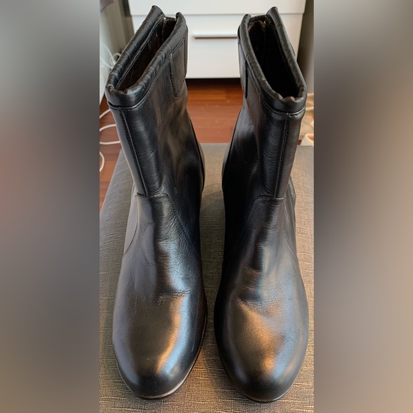 Taryn Rose Ankle-High Boots - Picture 3 of 7